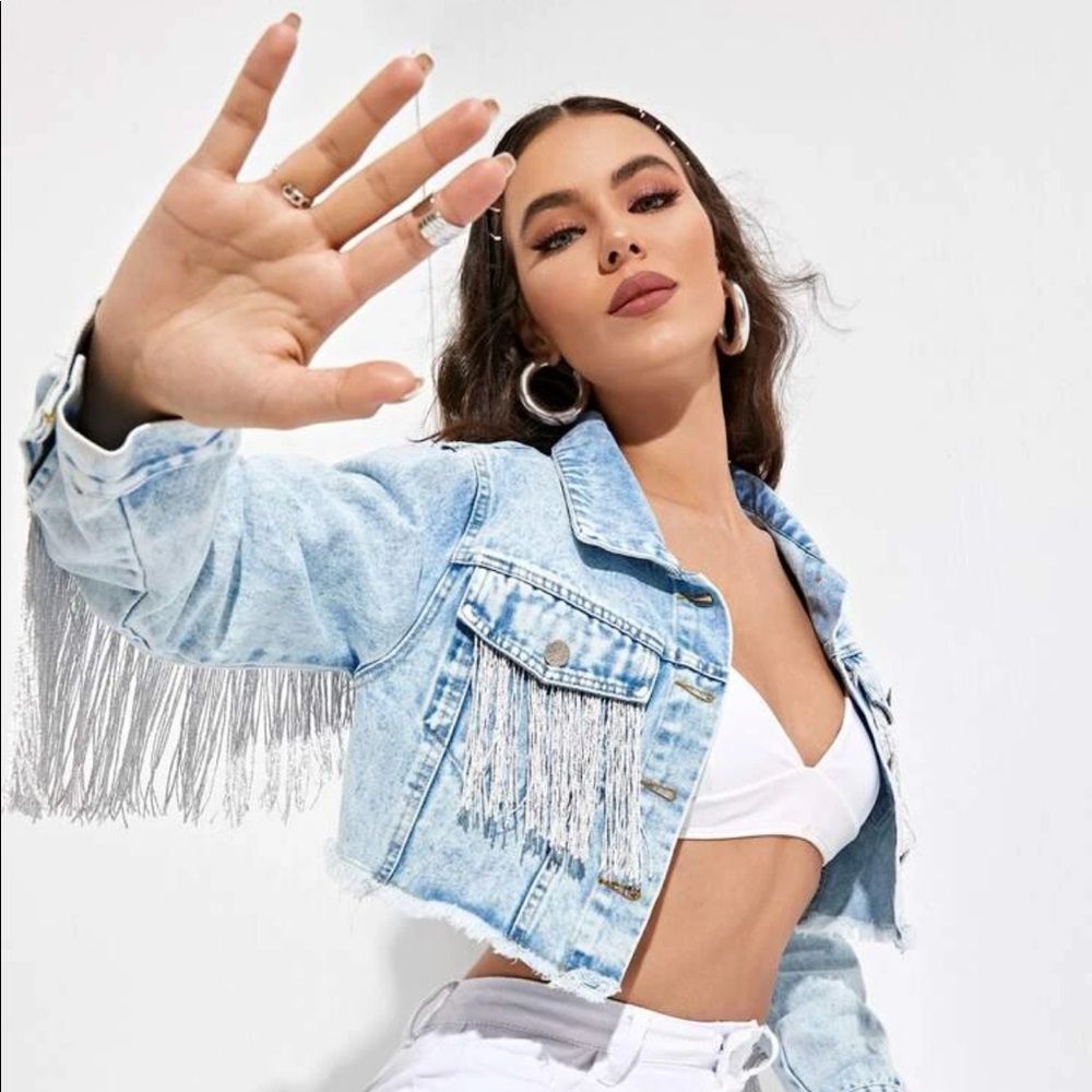 SHEIN Raw Hem Fringe Detail Crop Denim Jacket/ Size 4 (S)